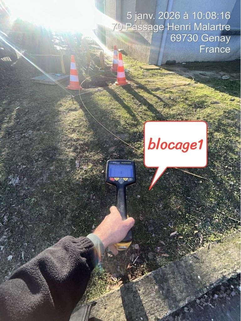 Localisation d'un point de blocage de fourreau au detecteur a Genay
